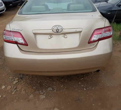 Toyota Camry 2010 full