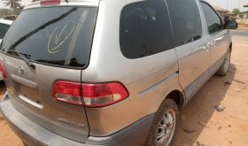 Toyota Sienna series 2008