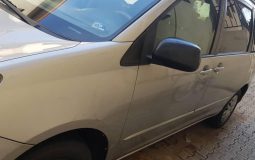 Toyota Sienna 2004
