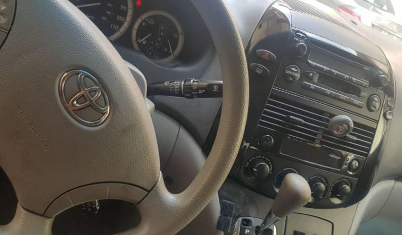 Toyota Sienna 2004 full
