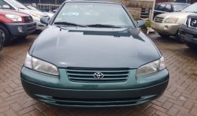 Toyota Camry2000