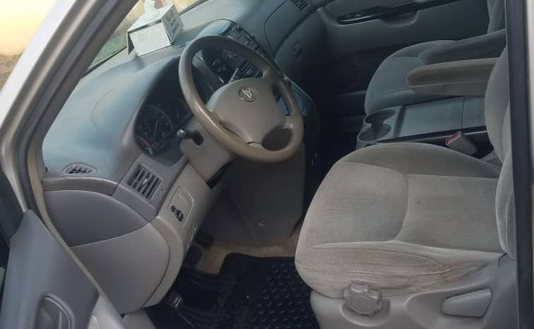 Toyota Sienna 2009 full