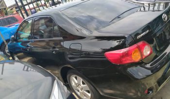 Toyota Corolla Black full