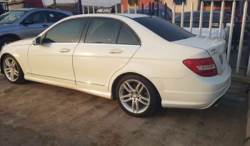 Mercedes-Benz C300 2012 White full