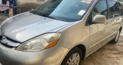 TOYOTA SIENNA 2008_PATS003