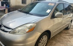 TOYOTA SIENNA 2008_PATS003
