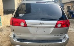 TOYOTA SIENNA 2008_PATS003